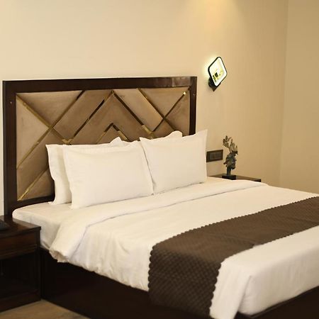 Cloud Social Hotel Shillong Esterno foto