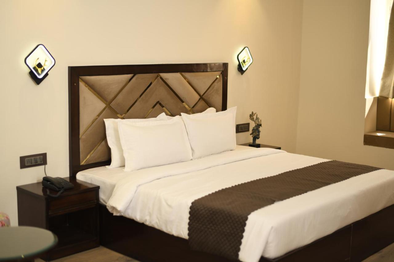 Cloud Social Hotel Shillong Esterno foto