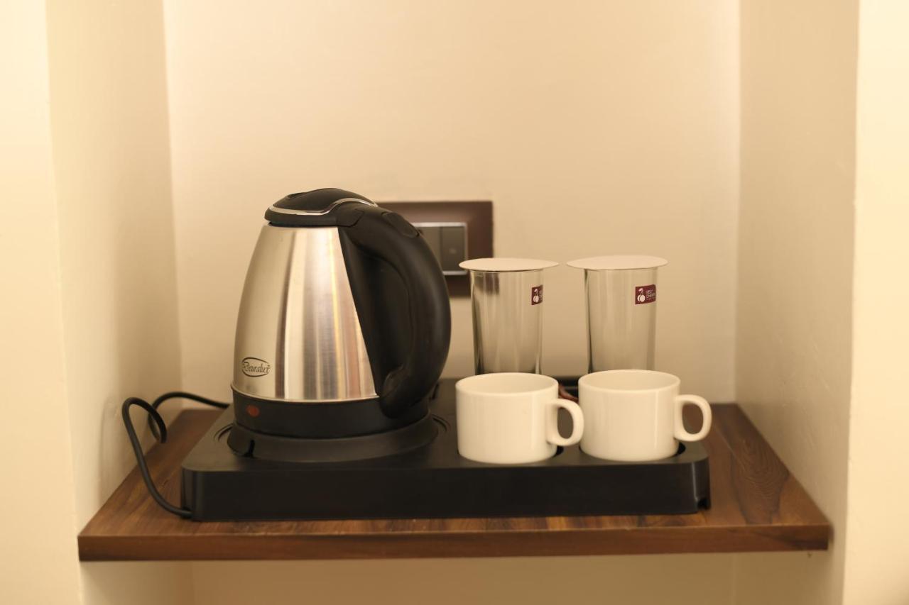 Cloud Social Hotel Shillong Esterno foto