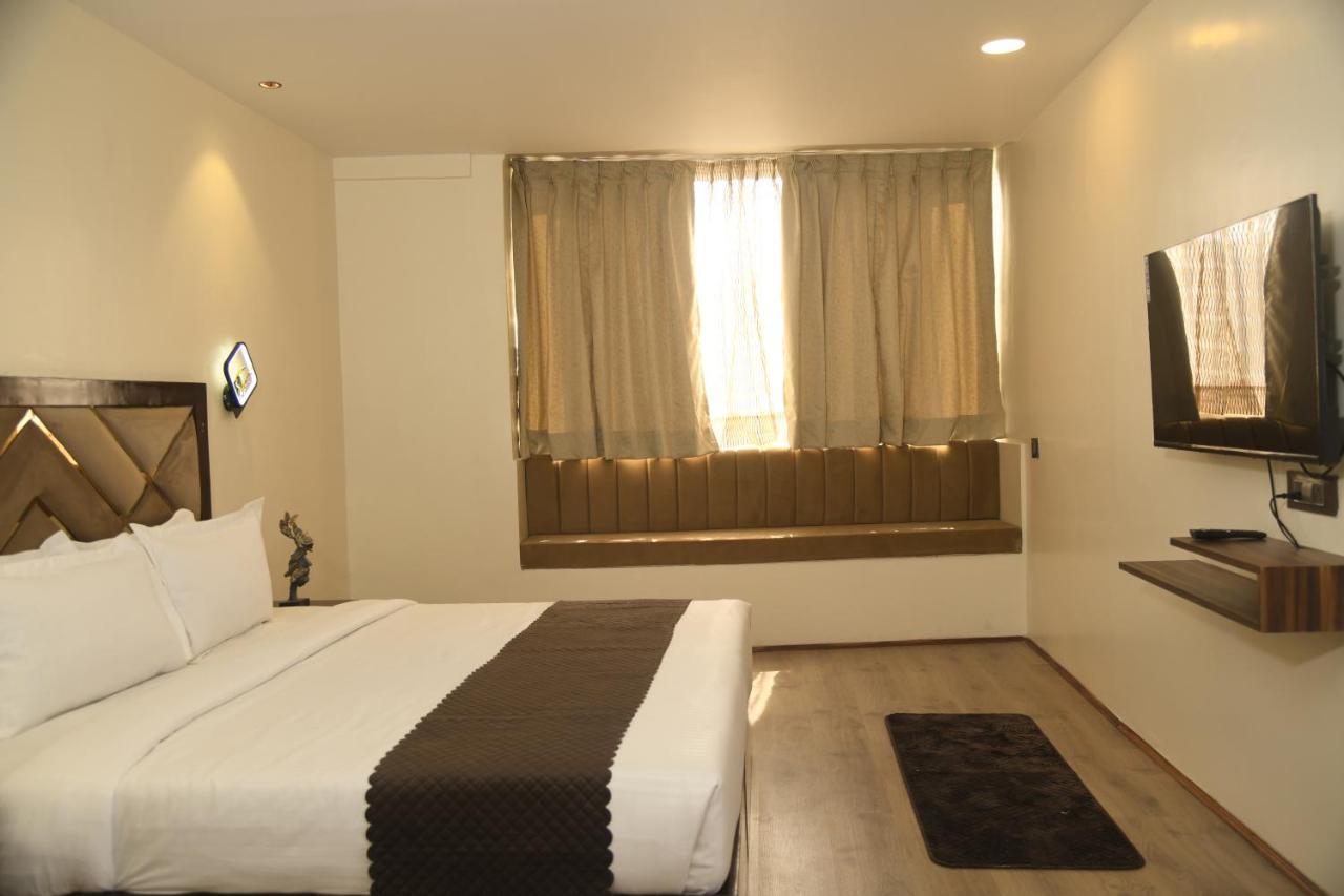 Cloud Social Hotel Shillong Esterno foto