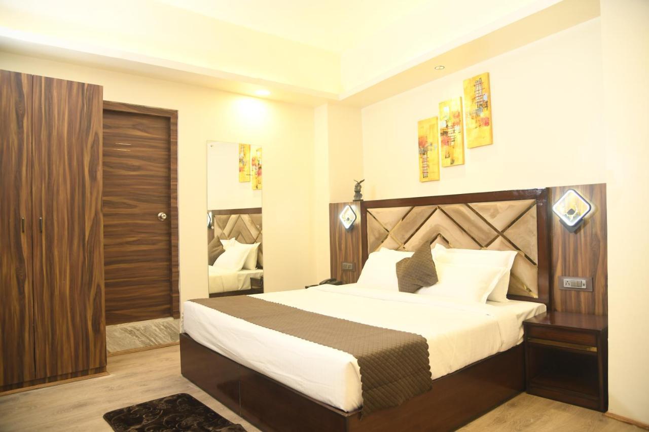 Cloud Social Hotel Shillong Esterno foto