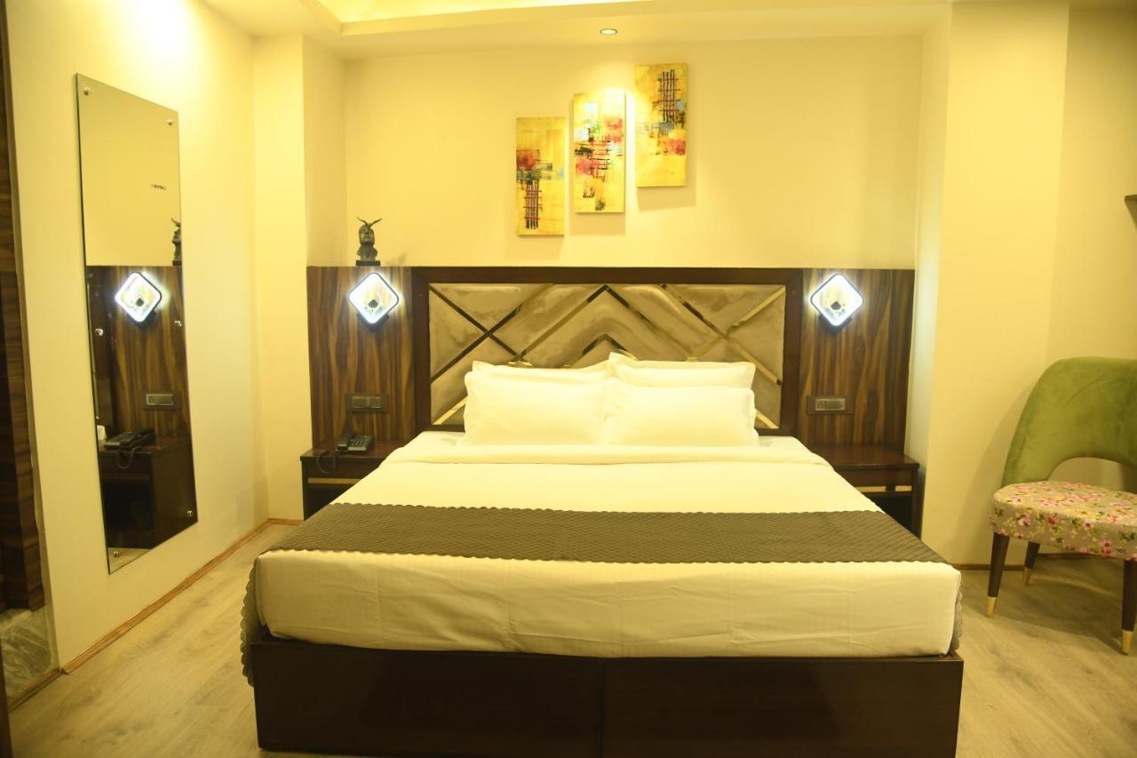 Cloud Social Hotel Shillong Esterno foto